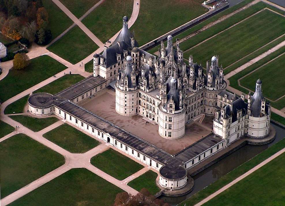Château de Chambord, widok z lotu ptaka puzzle online