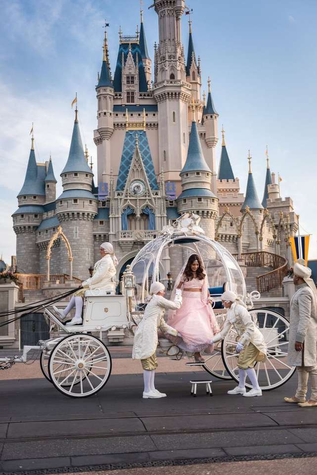 Pałac Disneya puzzle online