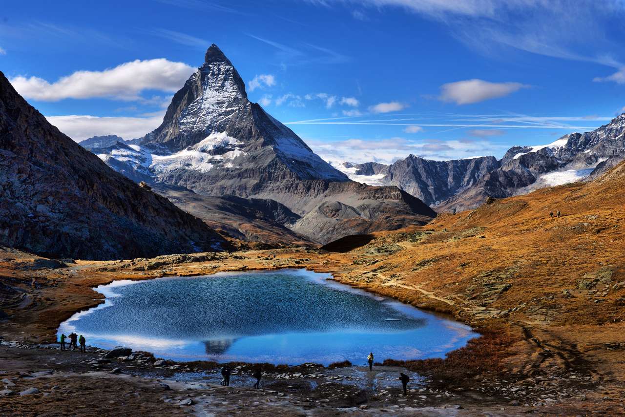 Mt Matterhorn reflekterade i Riffelsee Lake pussel
