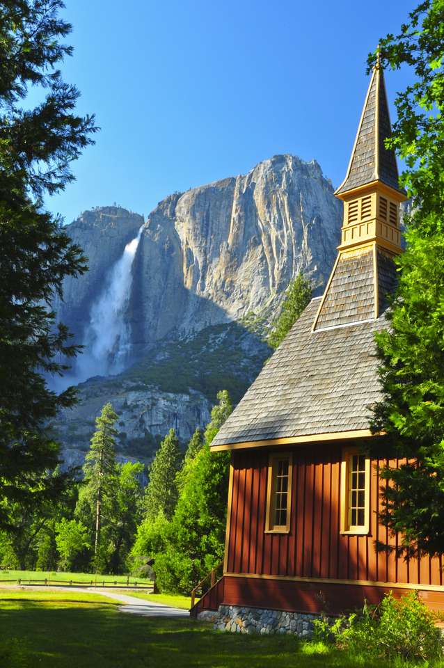 Kaplica Yosemite. puzzle online