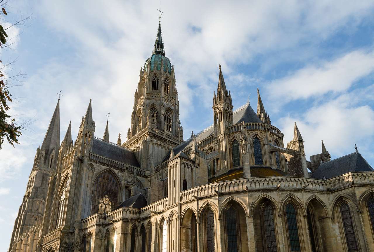 Katedra Matki Bożej Bayeux puzzle online