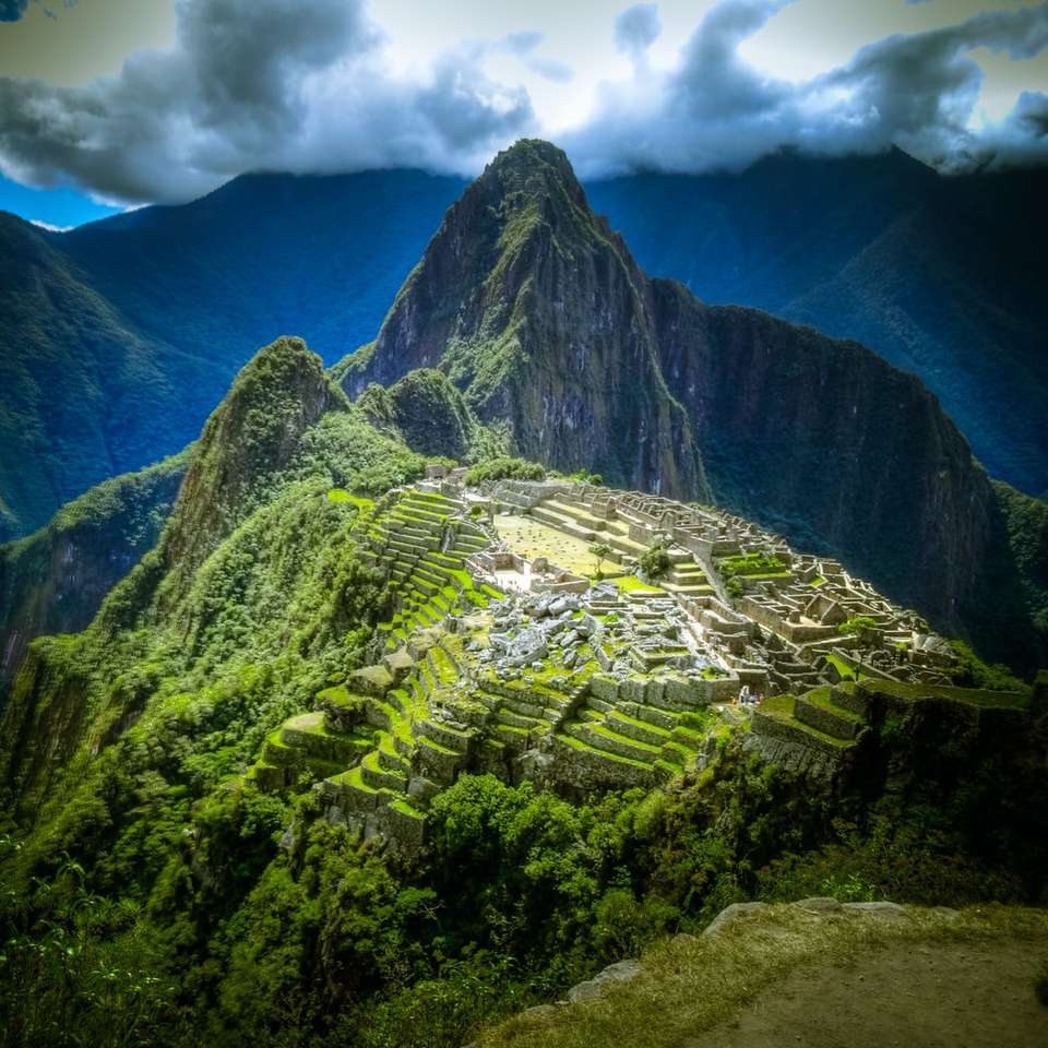 Zdjęcie lotnicze Machu Picchu, Peru puzzle online