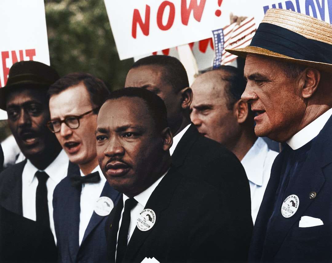 Dr Martin Luther King, Jr. i Mathew Ahmann w tłumie puzzle online
