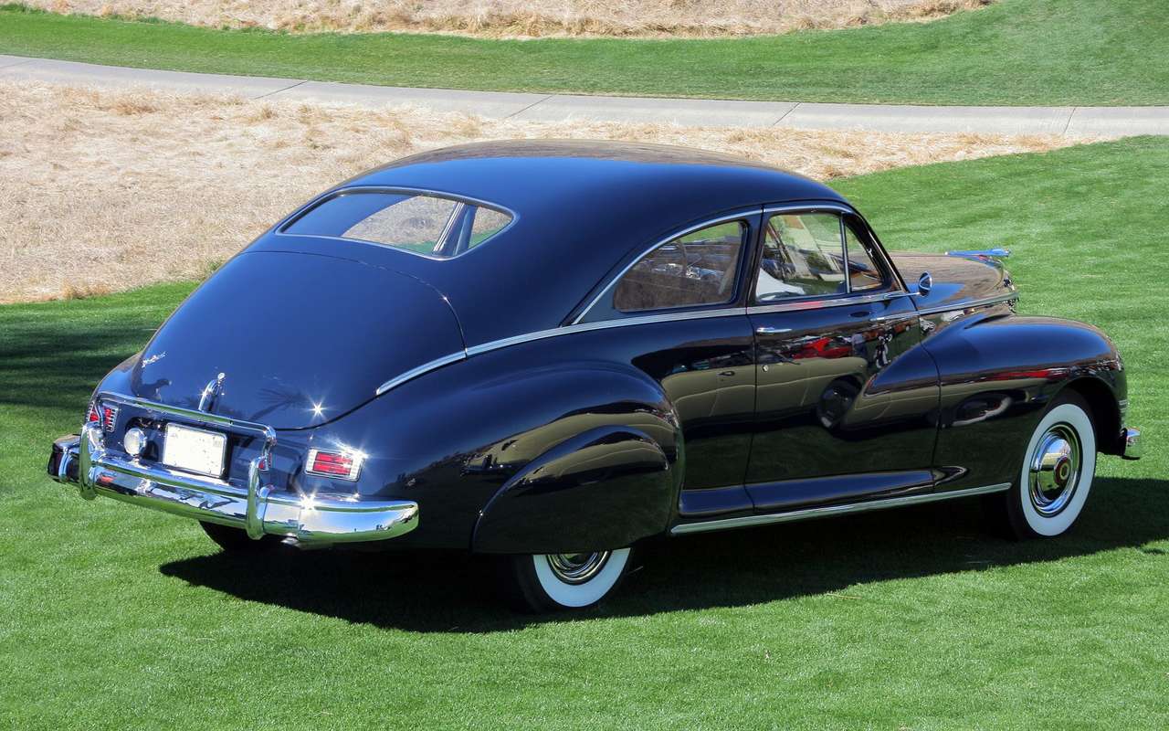 1947 Packard Custom Super Club Sedan Club puzzle online