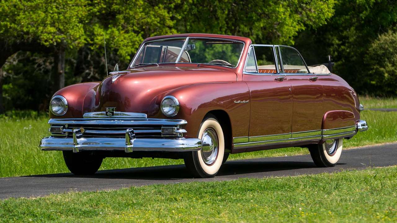 1949 Kaiser Deluxe Caribbean Coral Cabrio Sed puzzle online