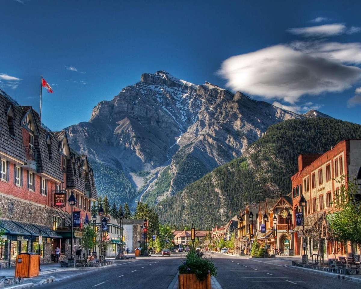 The town in the mountains jigsaw puzzle