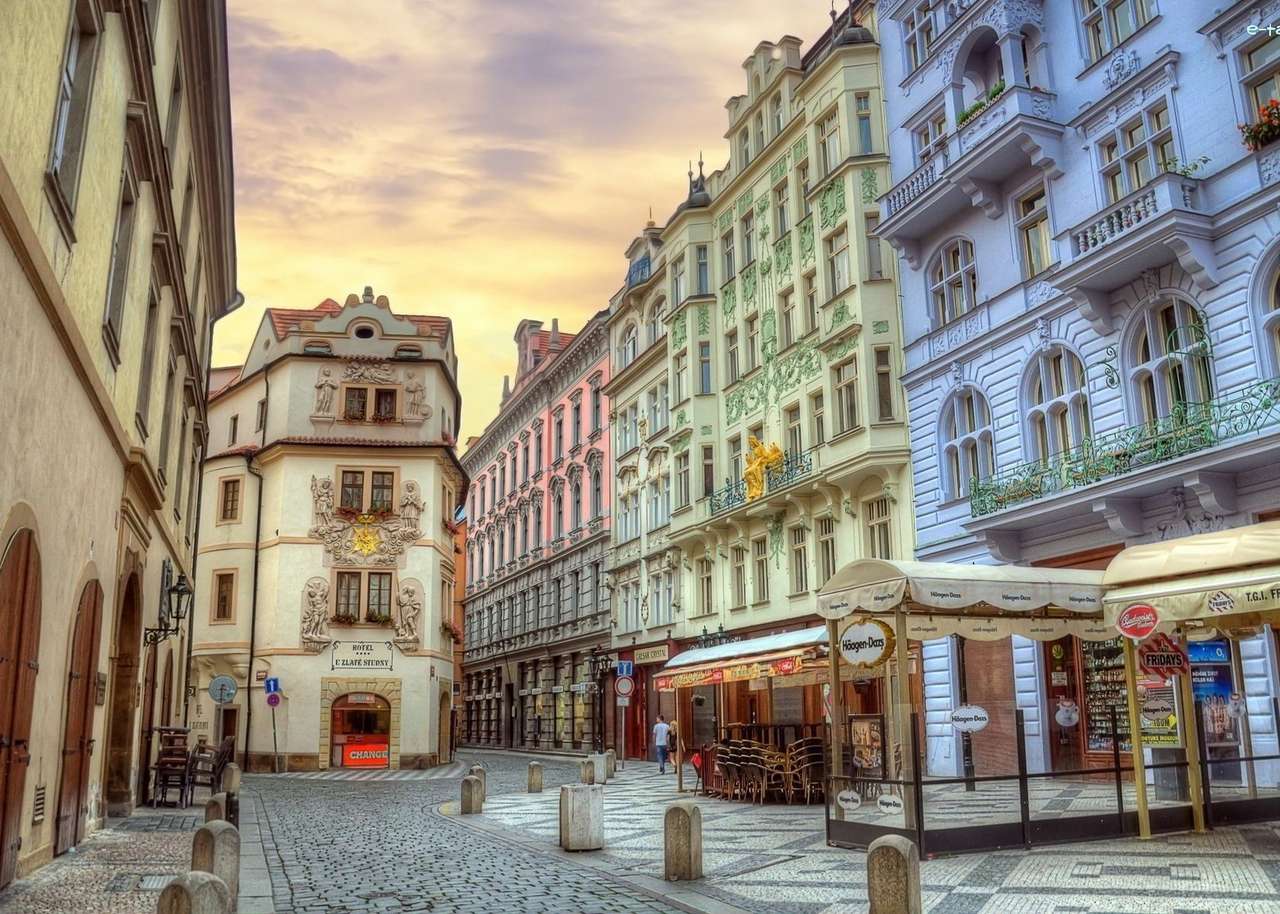 Stare miasto w Pradze puzzle online