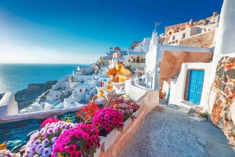 Miasto nad morzem w Grecji puzzle online