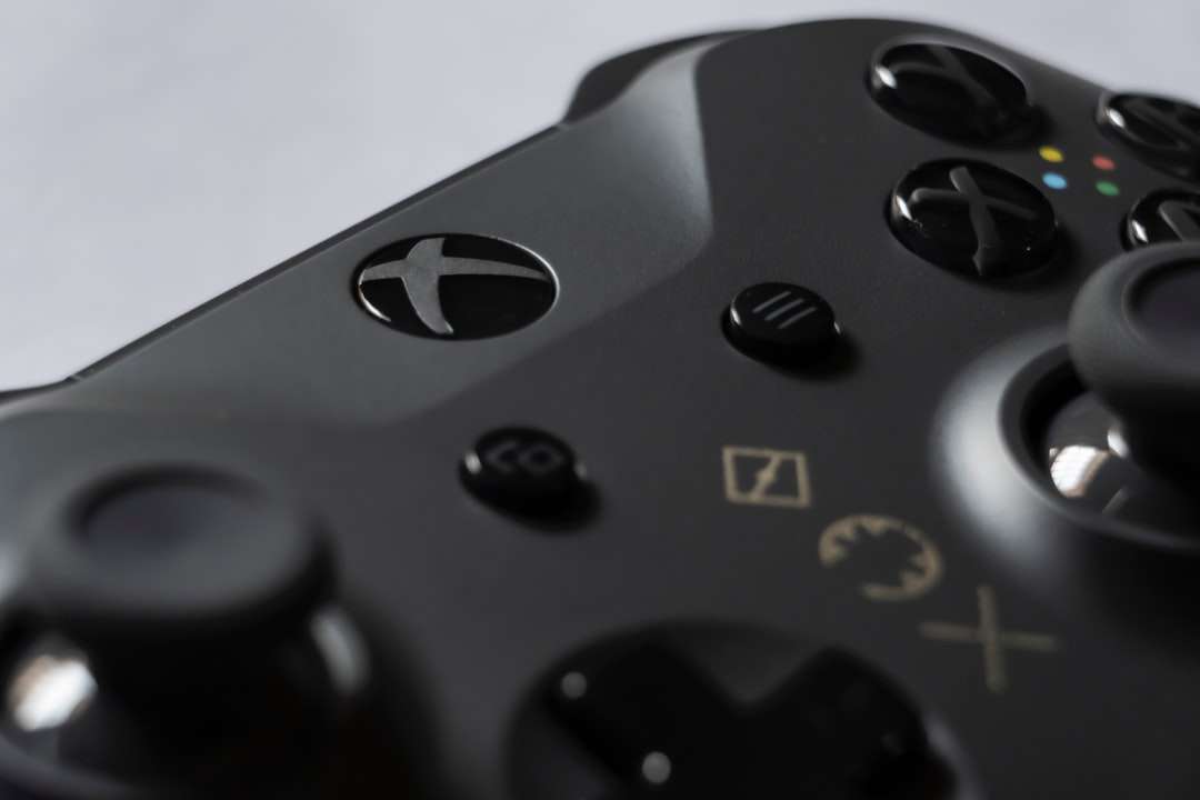 czarny kontroler gier Sony ps 4 puzzle online
