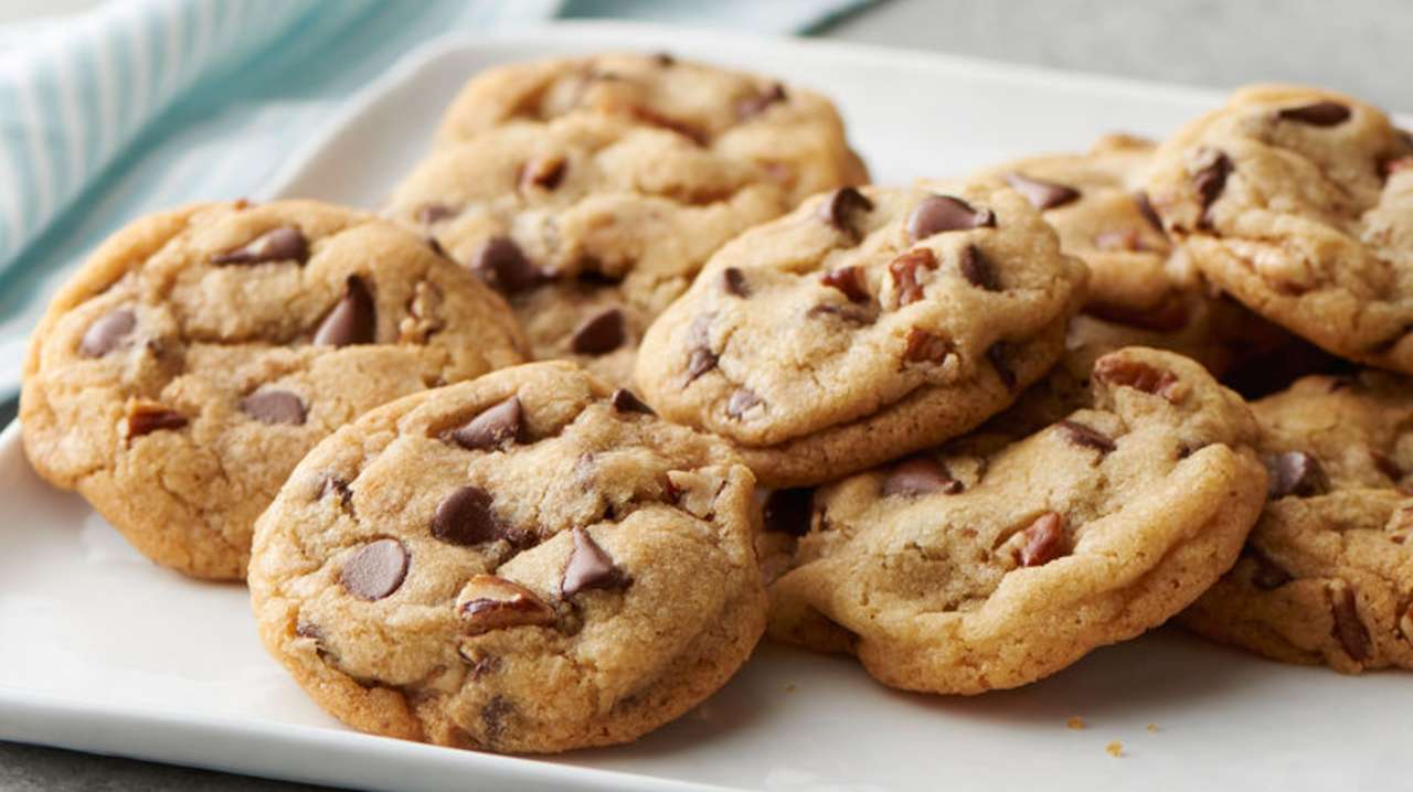 Ultimate Chocolate Chip Cookies puzzle online