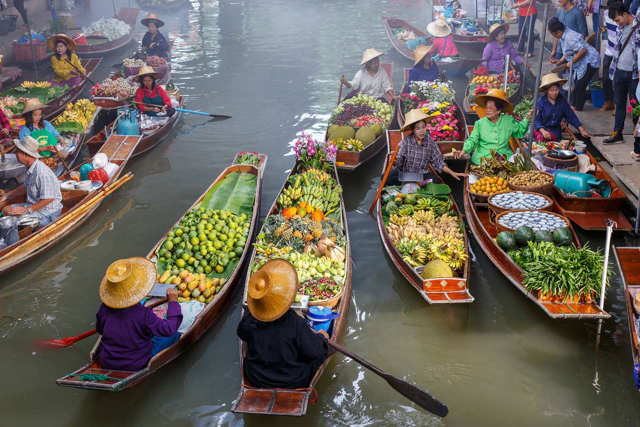 Pływający rynek w Tajlandii puzzle online