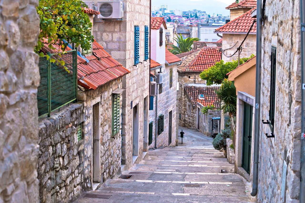 Stara kamienna ulica Split Historic City, Dalmatia, Chorwacja puzzle online