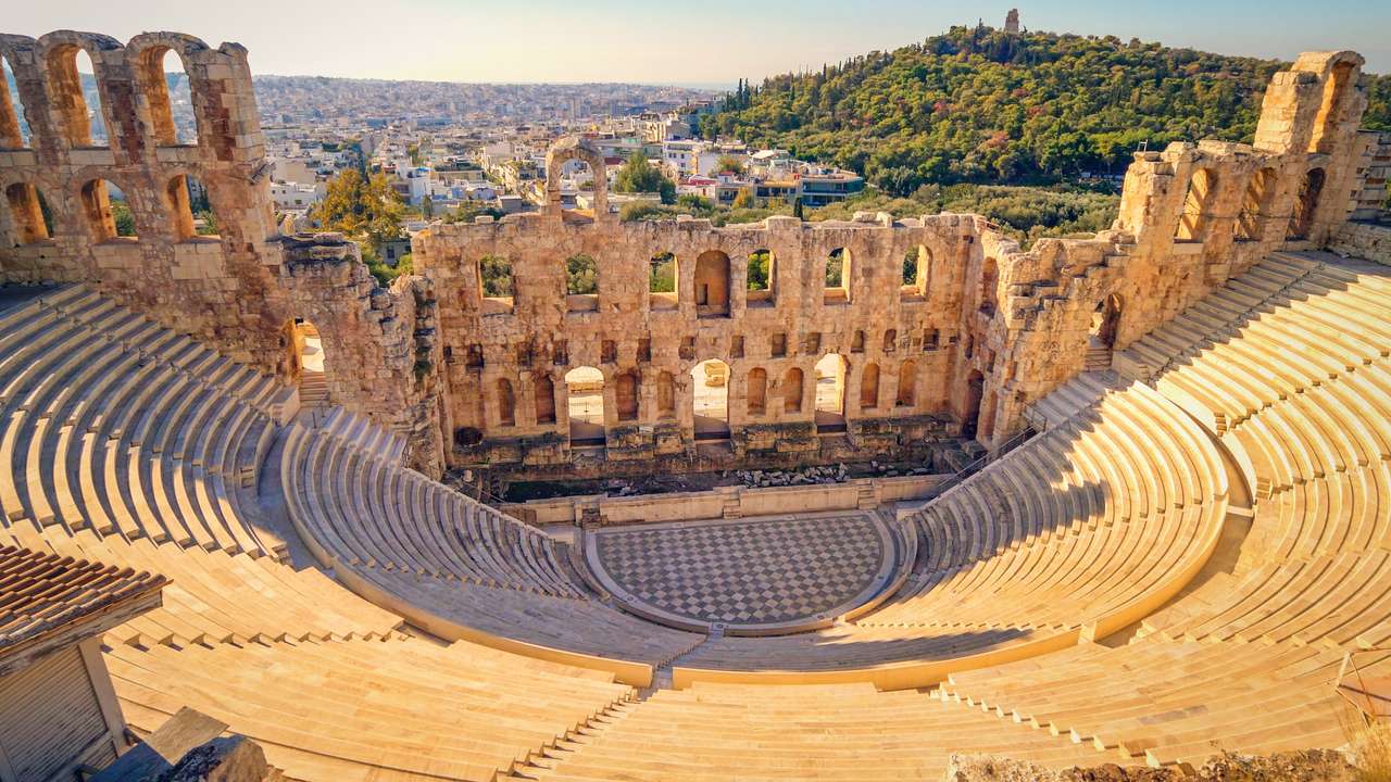 Świątynia Partenonu na Akropolu w Atenach, Grecja, podczas kolorowego zachodu słońca puzzle online