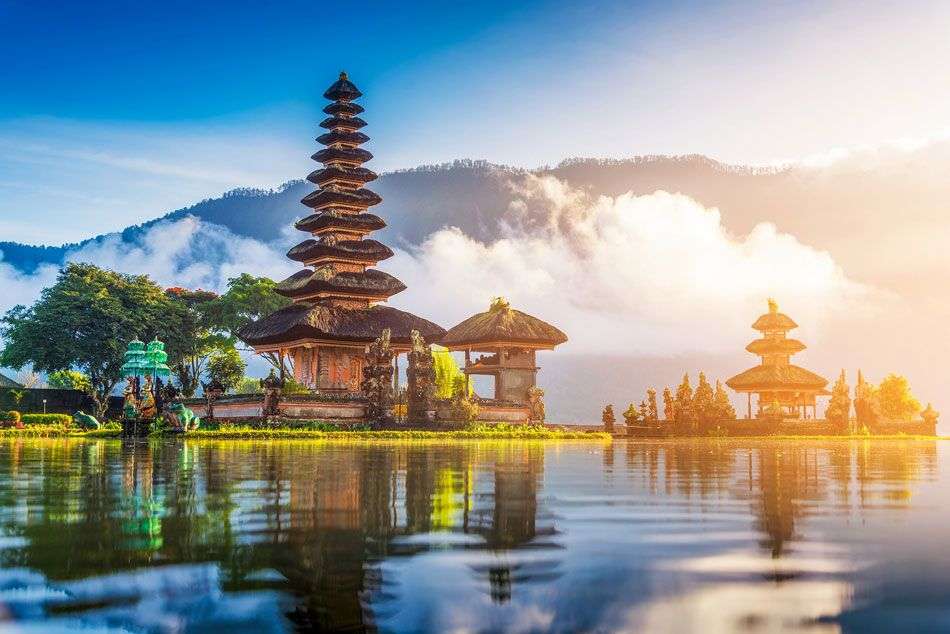 Indonezja- świątynie na wyspie Bali puzzle online