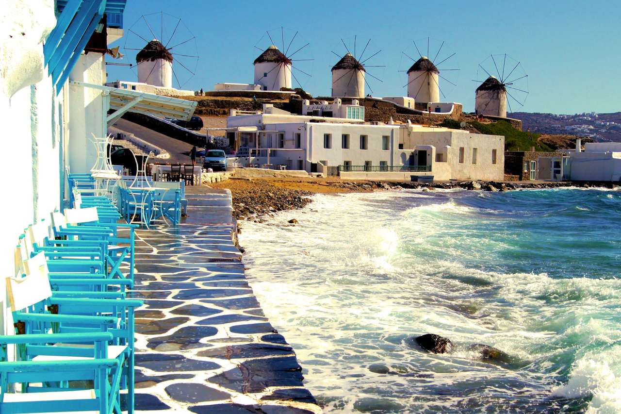 Widok na słynne wiatraki Mykonos, Grecja puzzle online