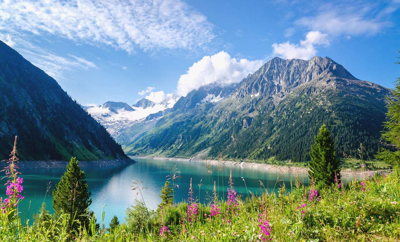 Krystalicznie czyste alpejskie jezioro Schlegeis puzzle online