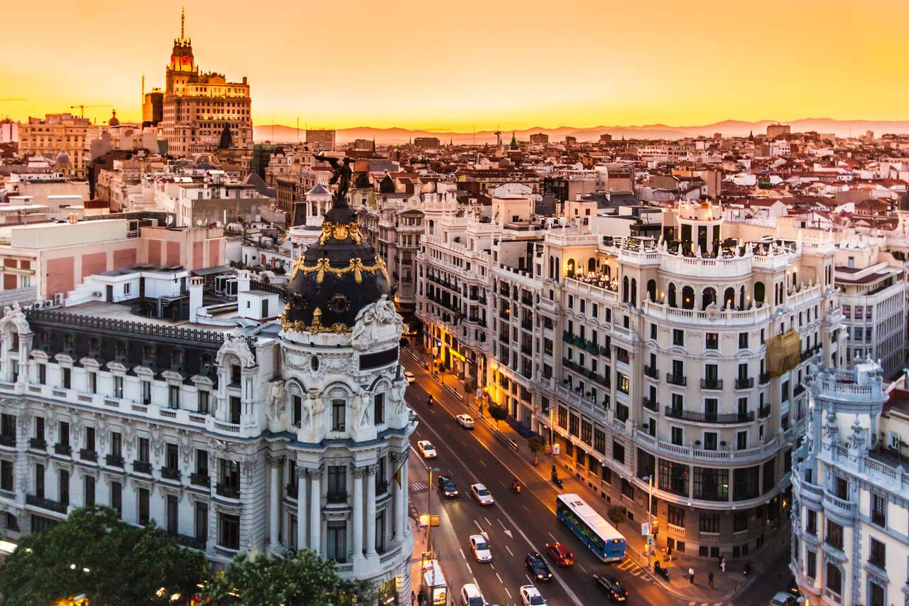 Ulica Gran Via w Madrycie puzzle online