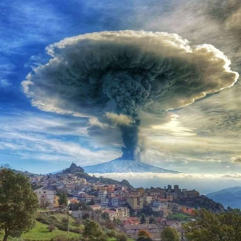 Itália. Etna. quebra-cabeça