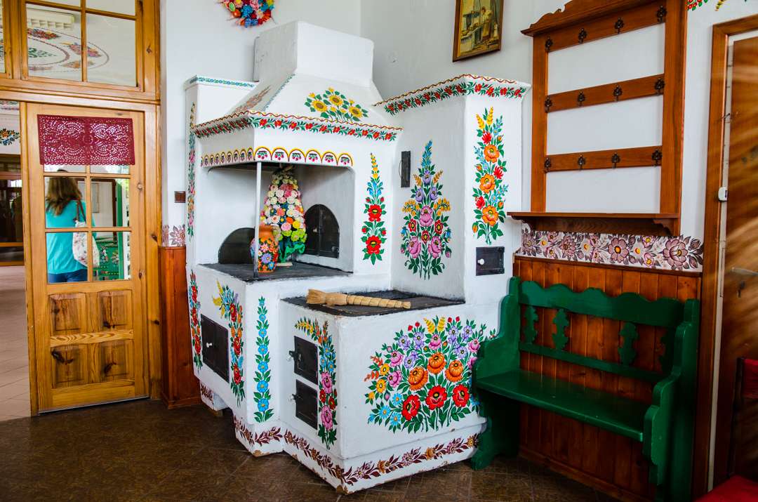 Izba malowana w domu w Zapiliach puzzle online