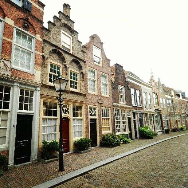 Hofstraat Dordrecht- ładne holenderskie domy puzzle online