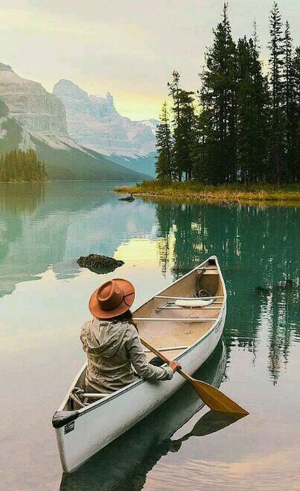 łódź na jeziorze puzzle online