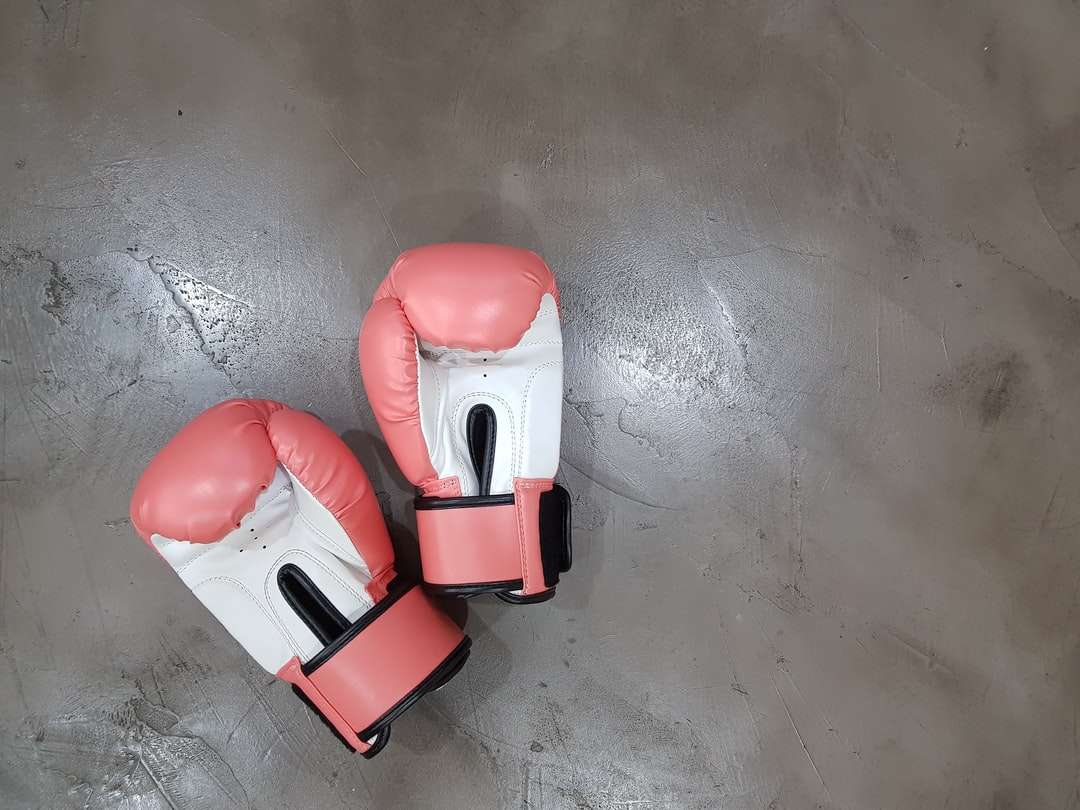 para różowych rękawic bokserskich puzzle online