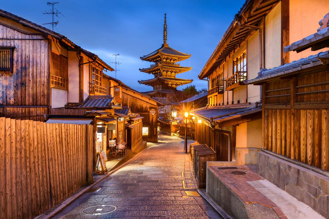 Kioto, Japonia stare miasto w Yasaka Pagoda. puzzle online