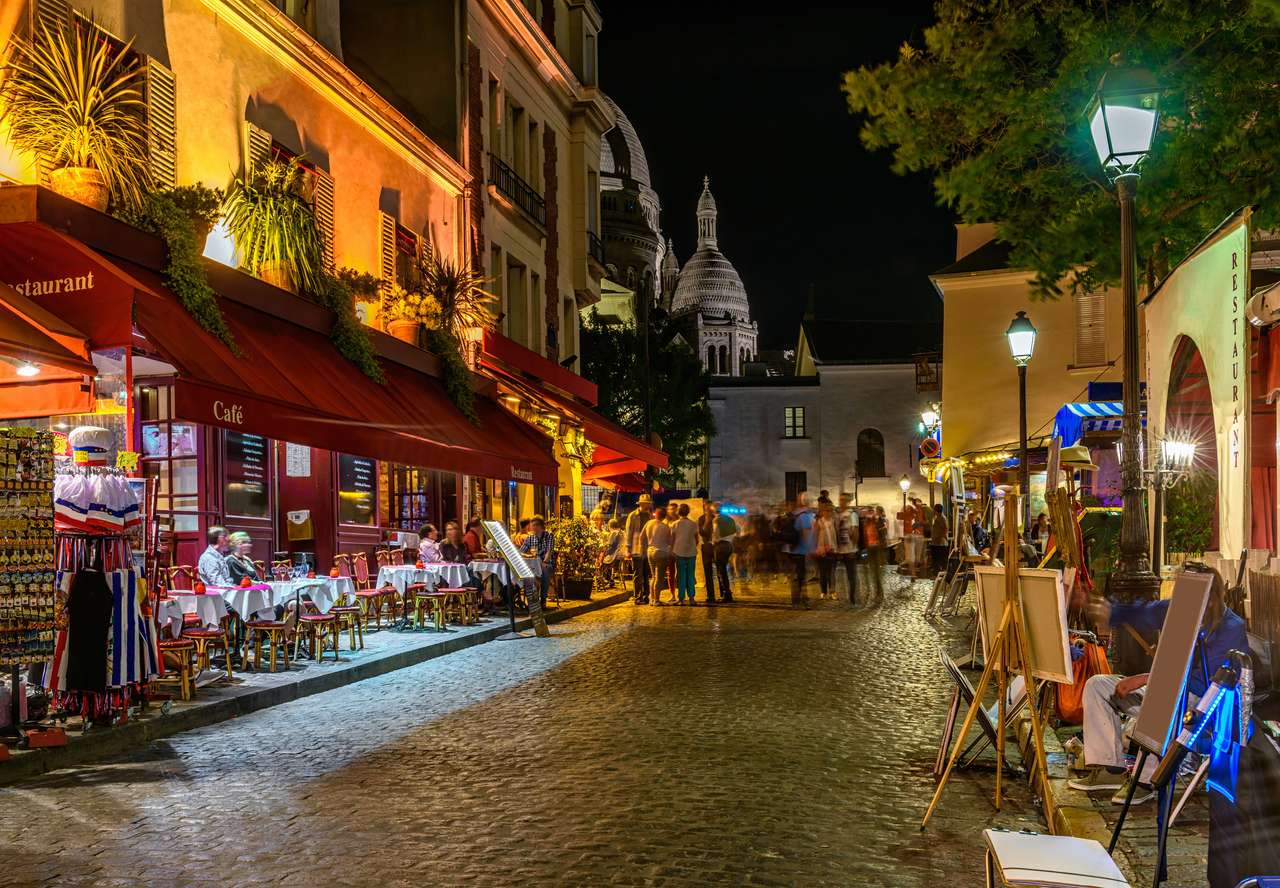 Strada con tavoli del caffè Montmartre a Parigi puzzle online