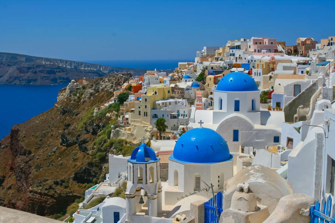 Oia na wyspie Santorini w Grecji puzzle online