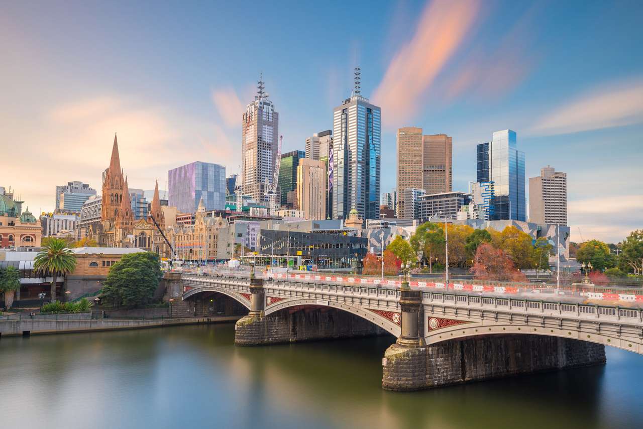 Panorama miasta Melbourne o zmierzchu w Australii puzzle online
