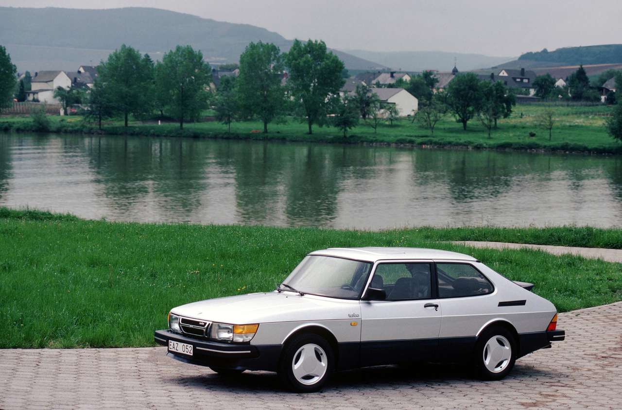 1983 Saab 900 Turbo puzzle online