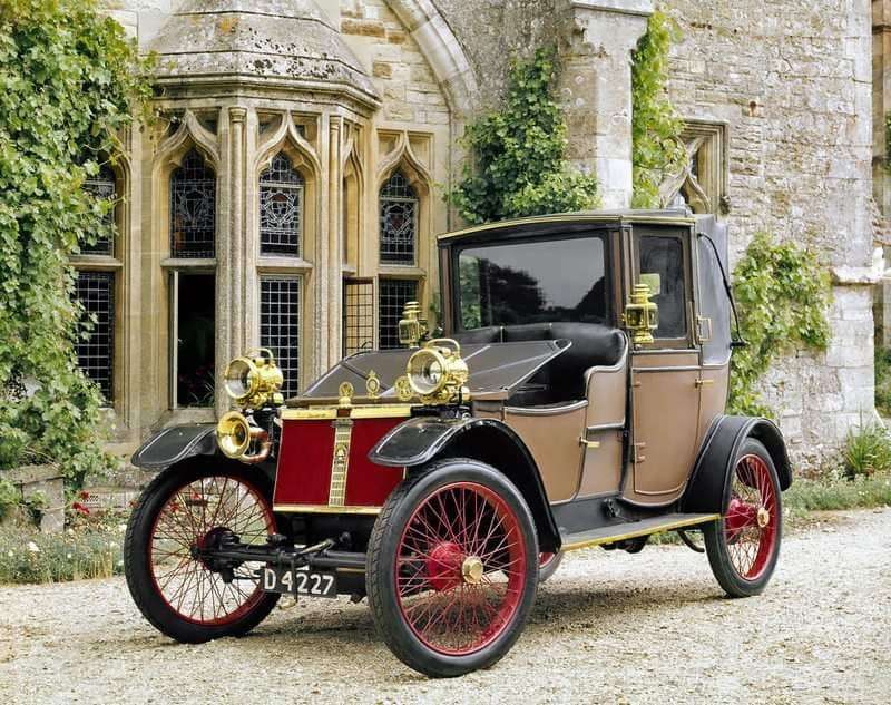 1911 samochód miejski Lanchester. puzzle online
