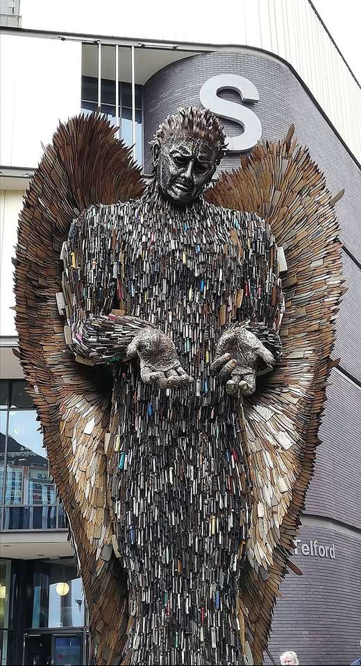 Knife Angel puzzle online