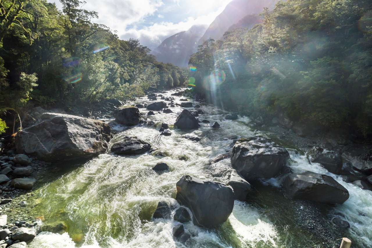 Nowa Zelandia Rzeka w dolinie, piękne górskie krajobrazy puzzle online