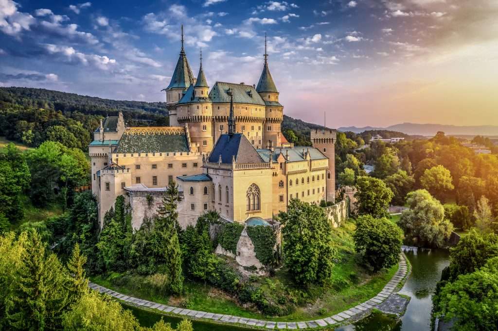 Zamek w Słowacji puzzle online