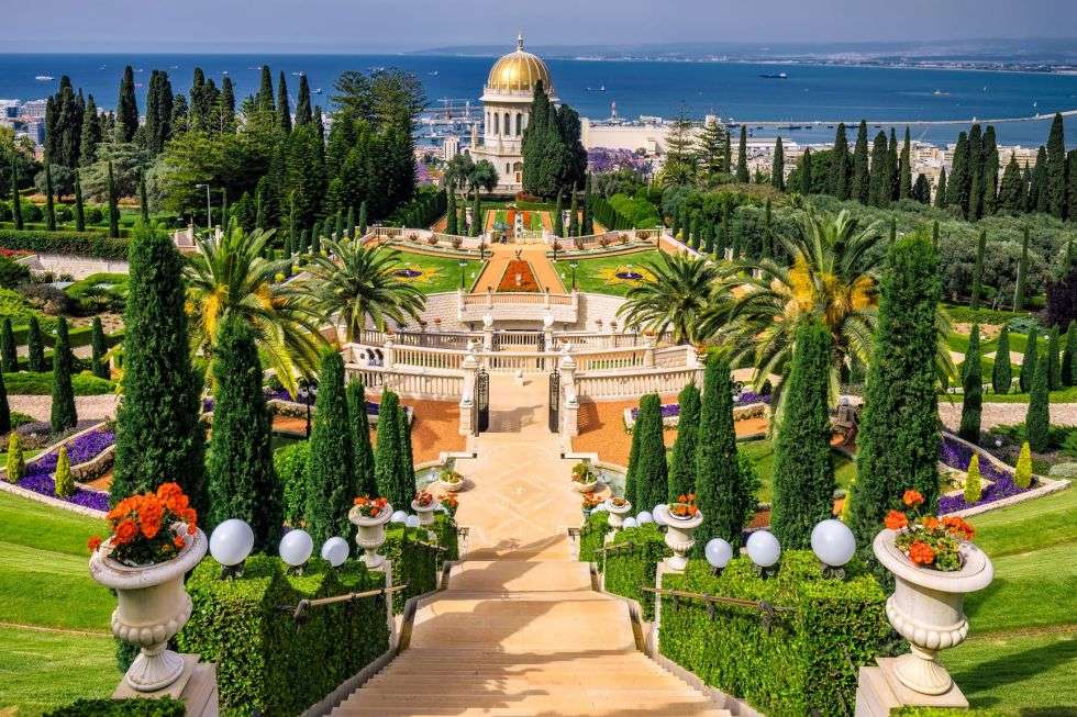 Baha'i temple in Israel puzzle