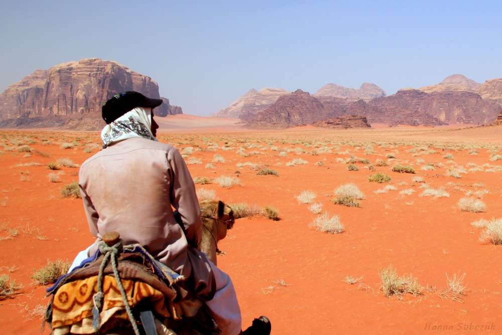 Marsjańskie krajobrazy- Pustynia Wadi Rum-Jordania puzzle online