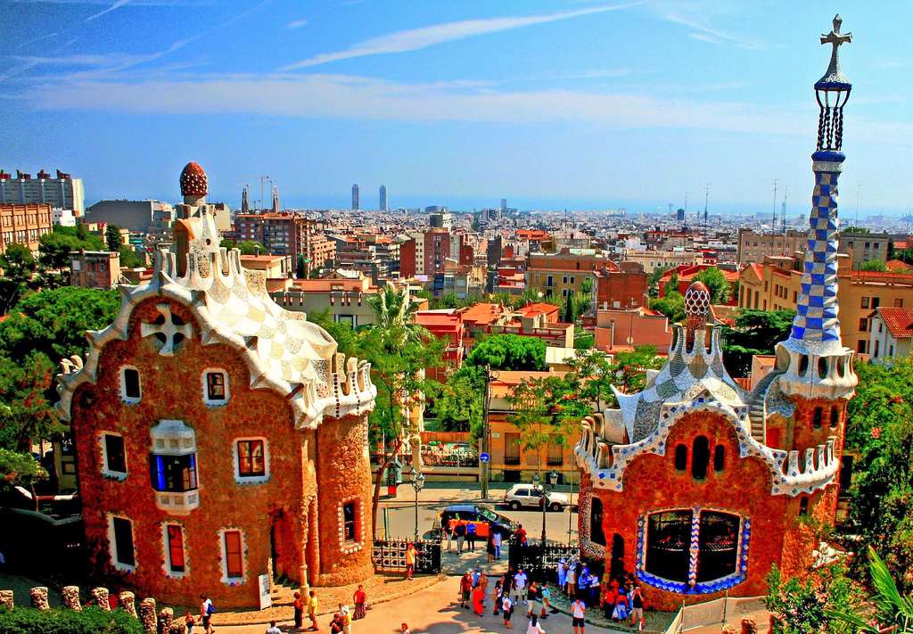 Magiczne miejsce w Barcelonie-Park Güell puzzle online