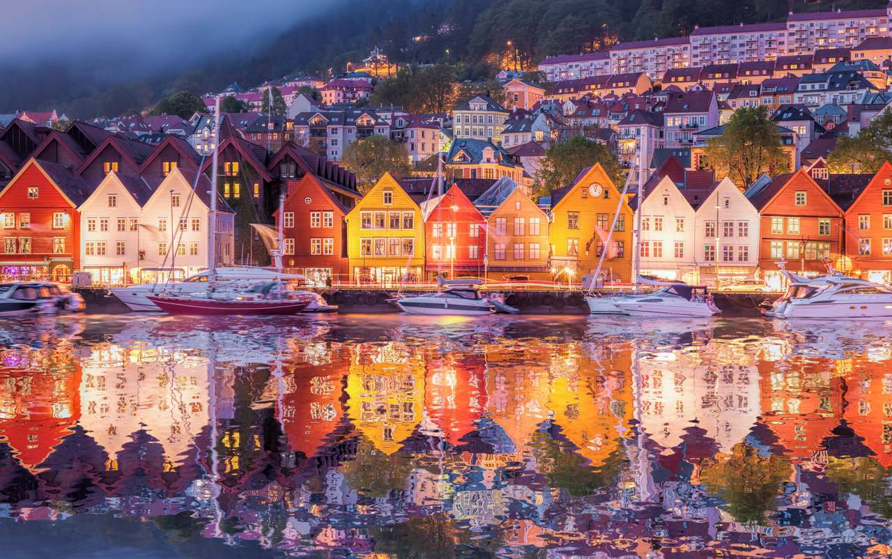 Słynna ulica Bryggen w Bergen, Norwegia puzzle online