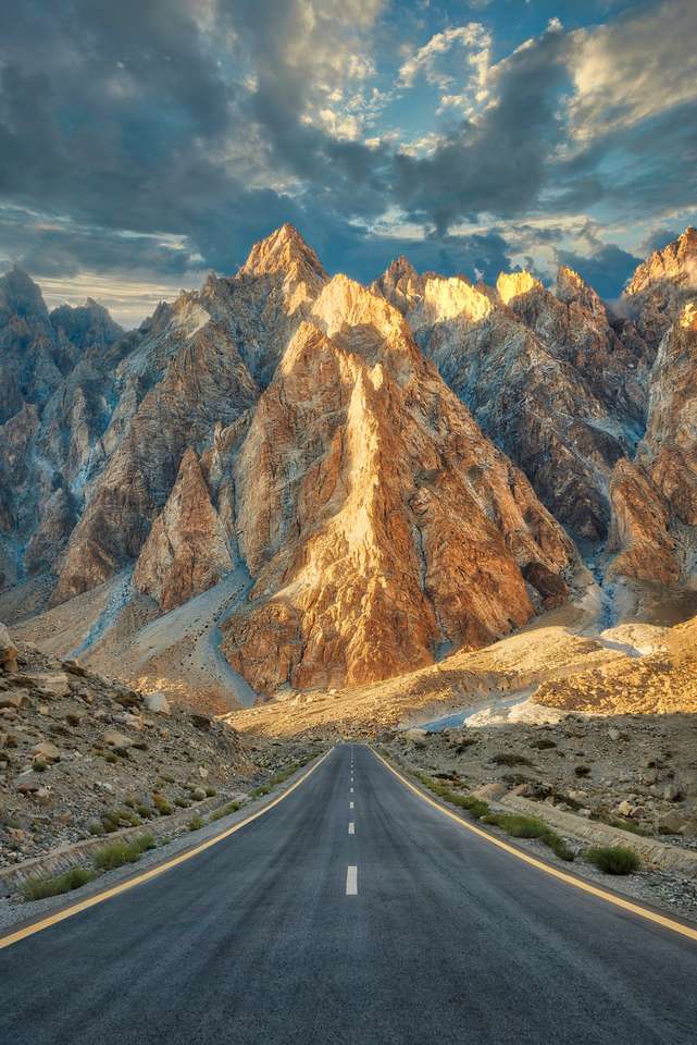 Autostrada Karakorum w Pakistanie puzzle online