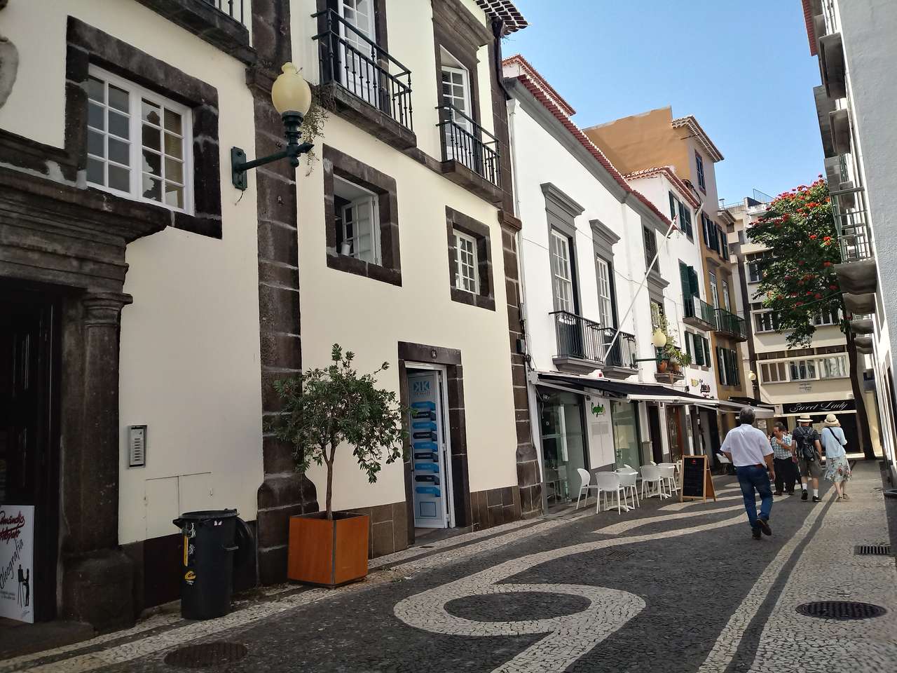 uliczka na Maderze puzzle online
