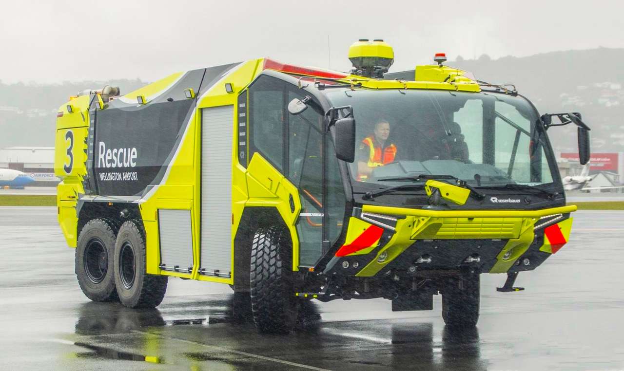 Lotniskowy wóz strażacki Wellington puzzle online