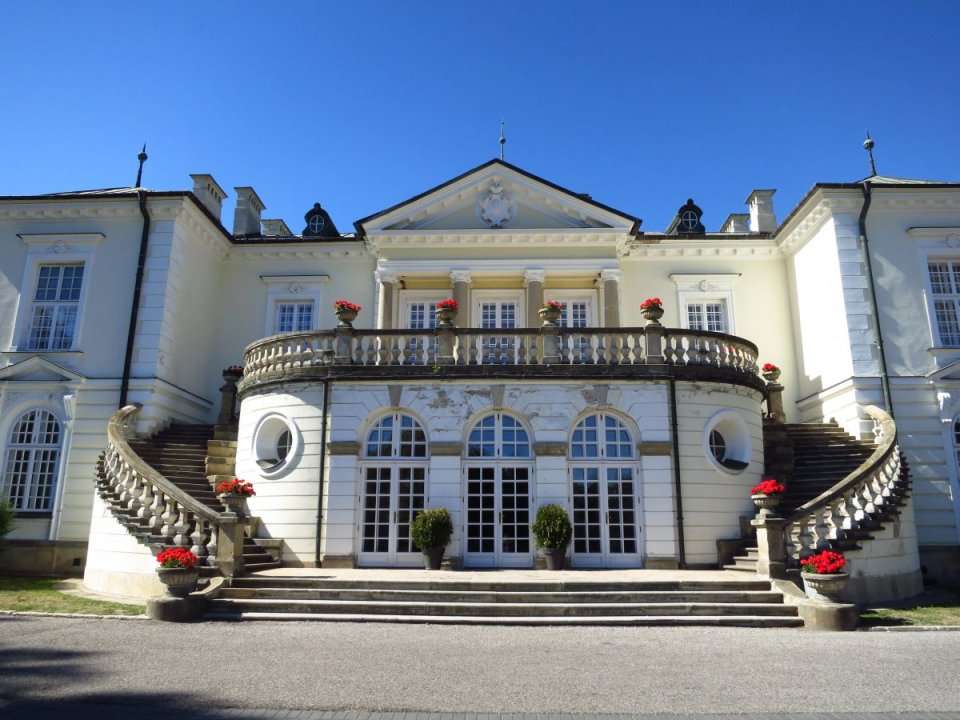 Palácio Radziwiłł em Balice quebra-cabeça