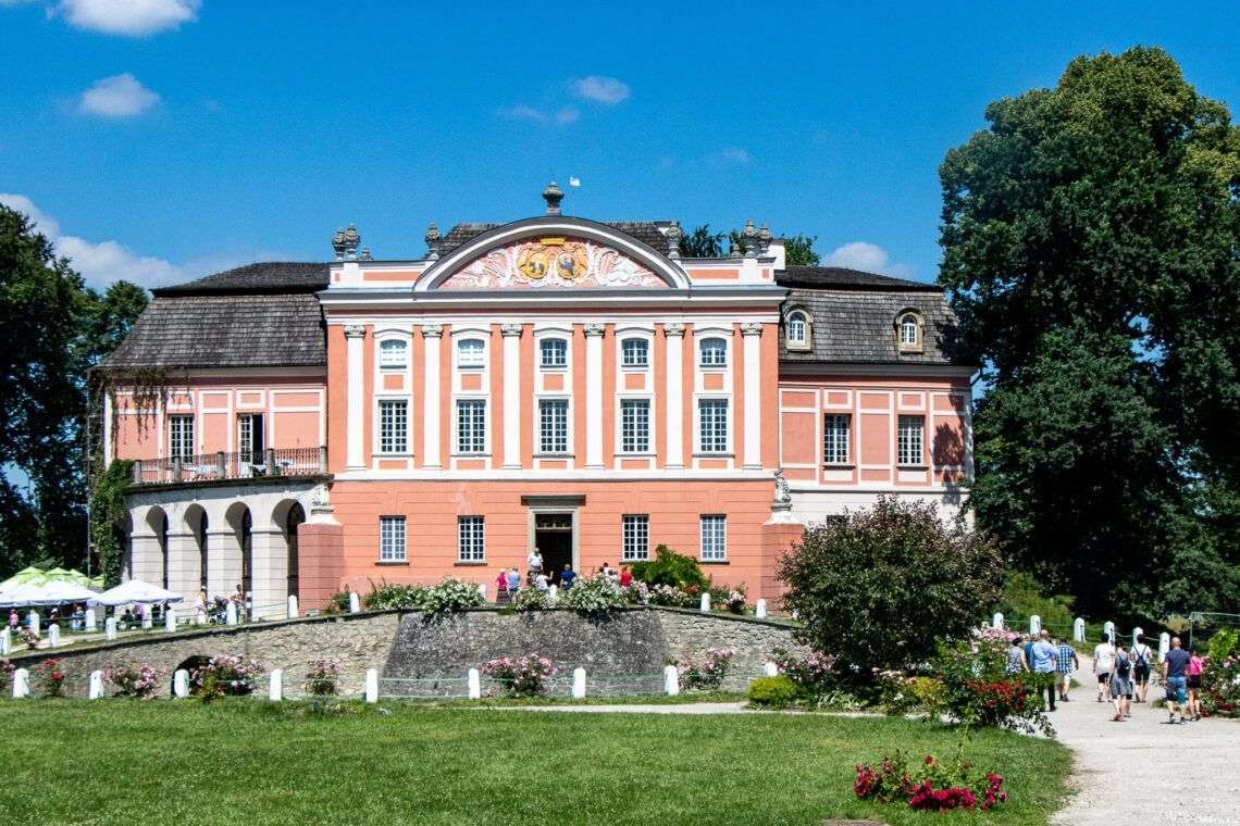 Pałac w Kurozwękach puzzle online