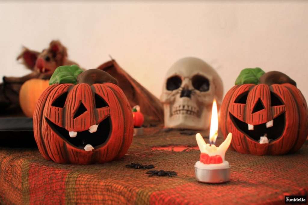 Dekoracje na Halloween puzzle online