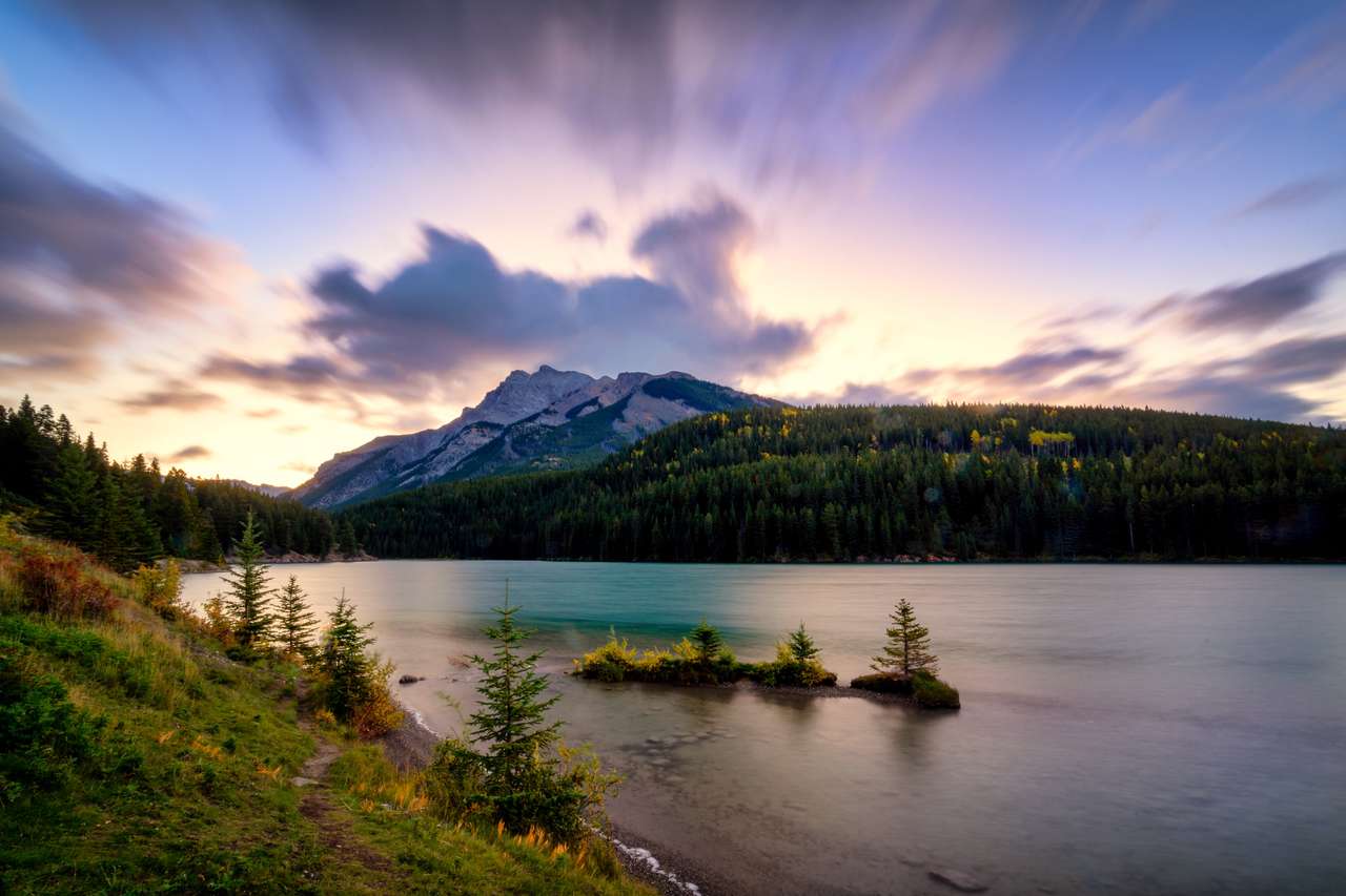 Park Narodowy Banff Mount Rundle o wschodzie słońca puzzle online