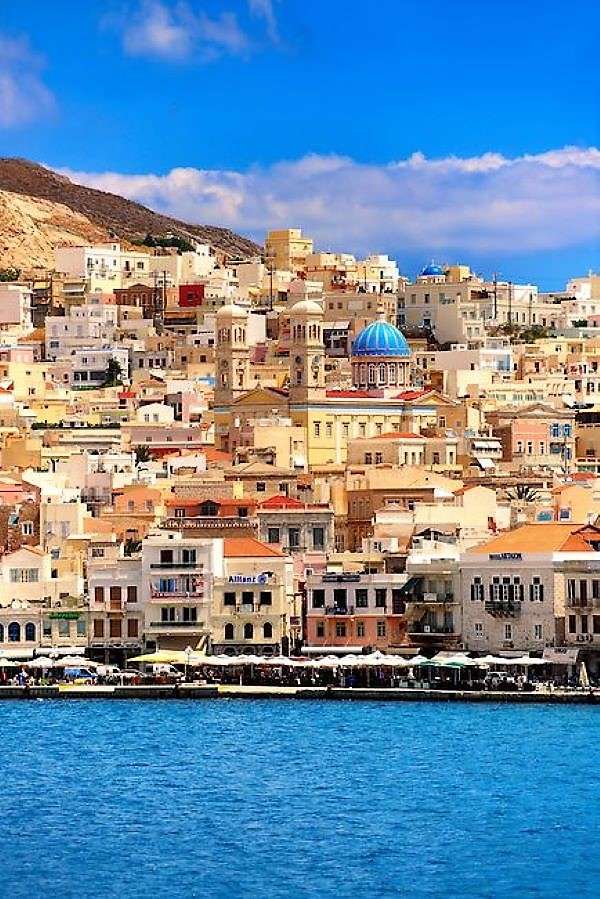 Grecka wyspa Syros Ano-Ermoupolis puzzle online