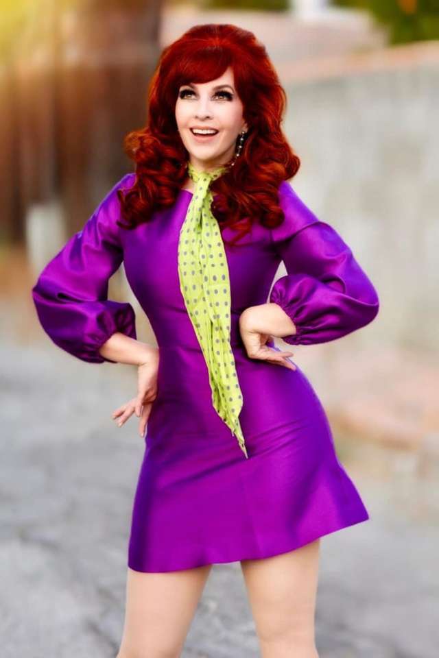 Gray DeLisle jako Daphne Blake puzzle online