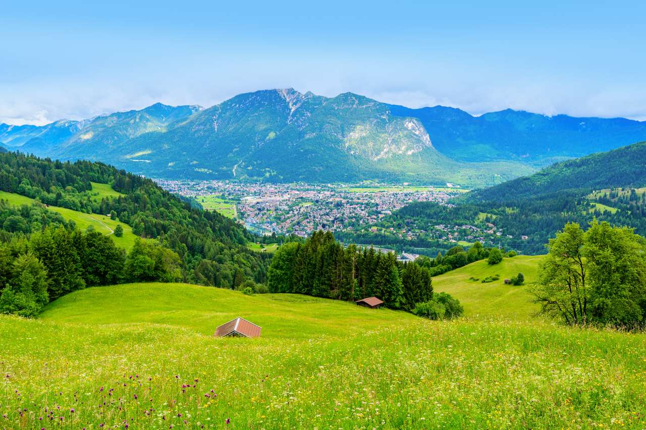 Widok ze szczytu góry Eckbauer na Alpy puzzle online