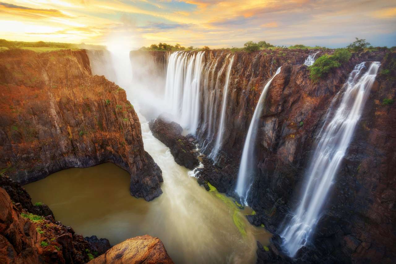 Wodospady Wiktorii w Zambii i Zimbabwe zrobione w 2015 r. puzzle online